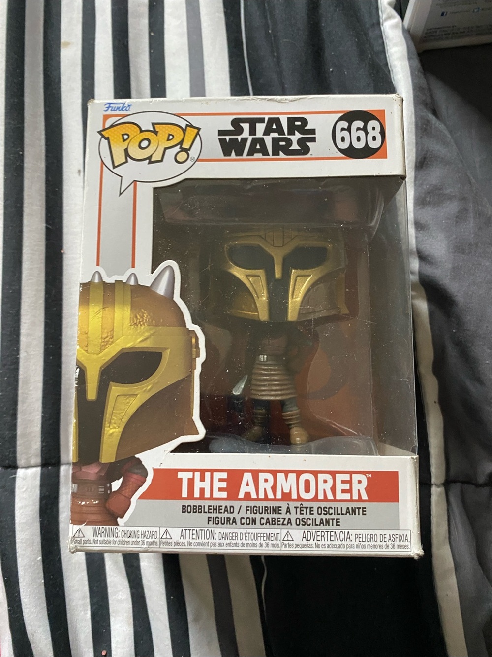 Funko Pop! Star Wars The Armorer #668 - Gold Helmet